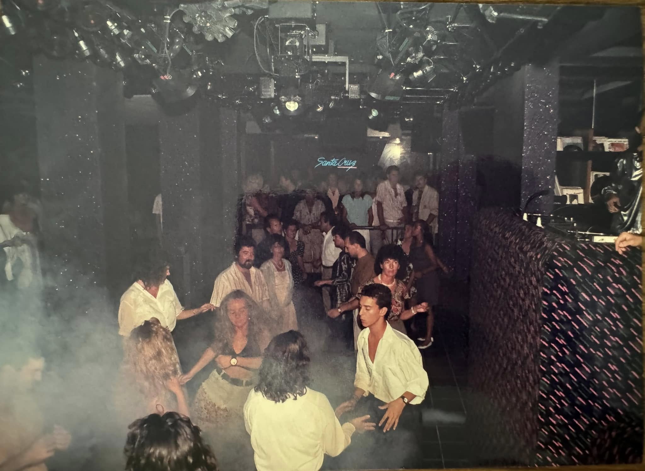 Beachaven Malta crowd in the 1990s