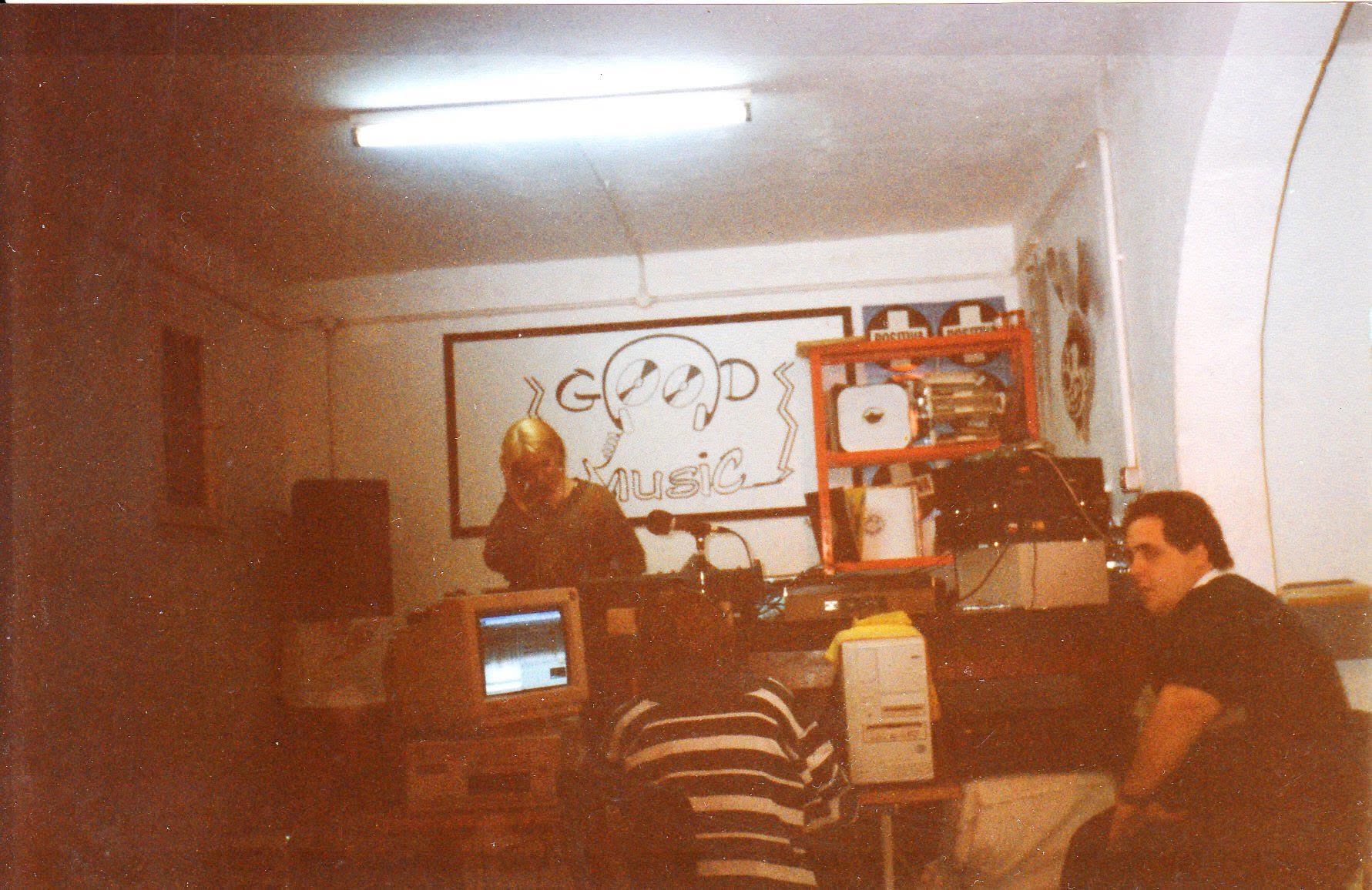 David Dee's DJ school